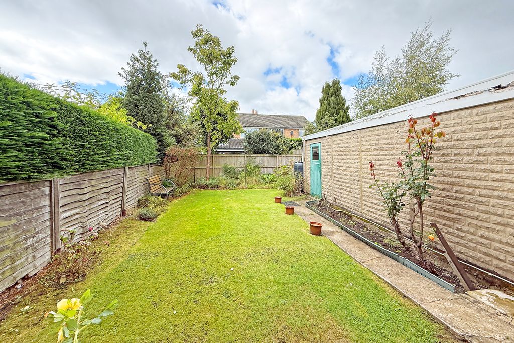 Property photo 2 of 11