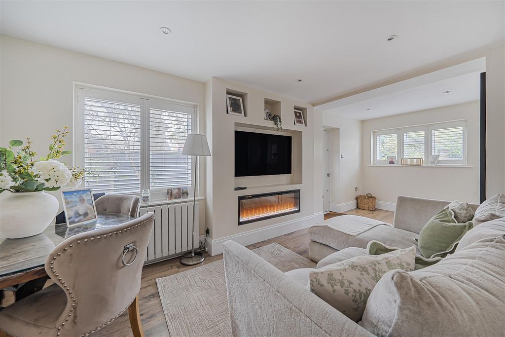 Property photo 2 of 19 1381262-2-69246c5520764.Jpg