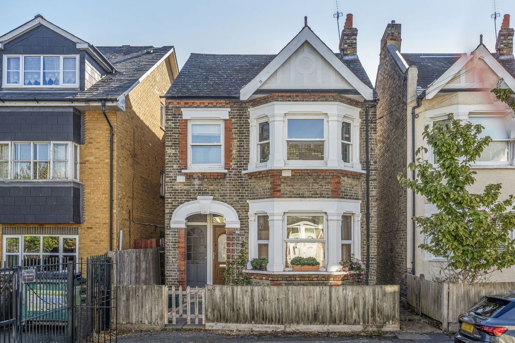Property photo 1 of 13