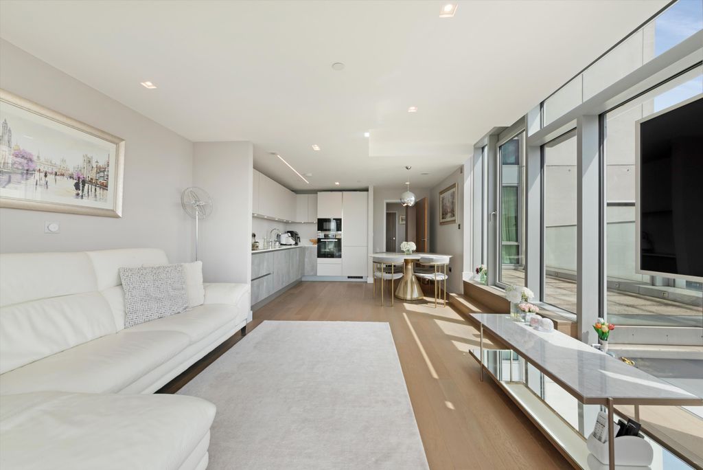 Property photo 1 of 14 Image