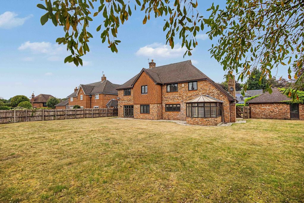 Property photo 1 of 19