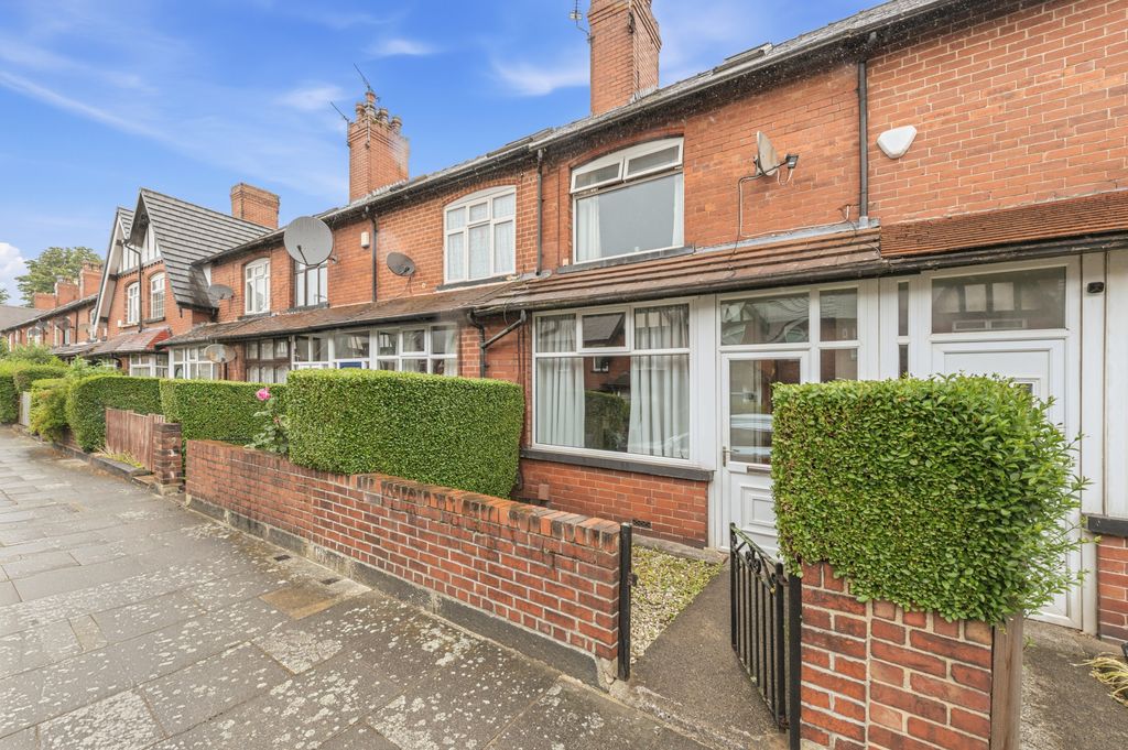 Property photo 1 of 17