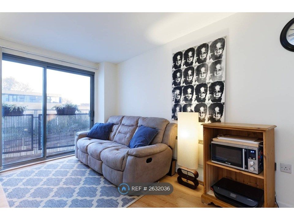 Property photo 3 of 17