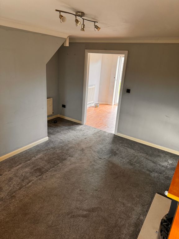 Property photo 3 of 9 Property