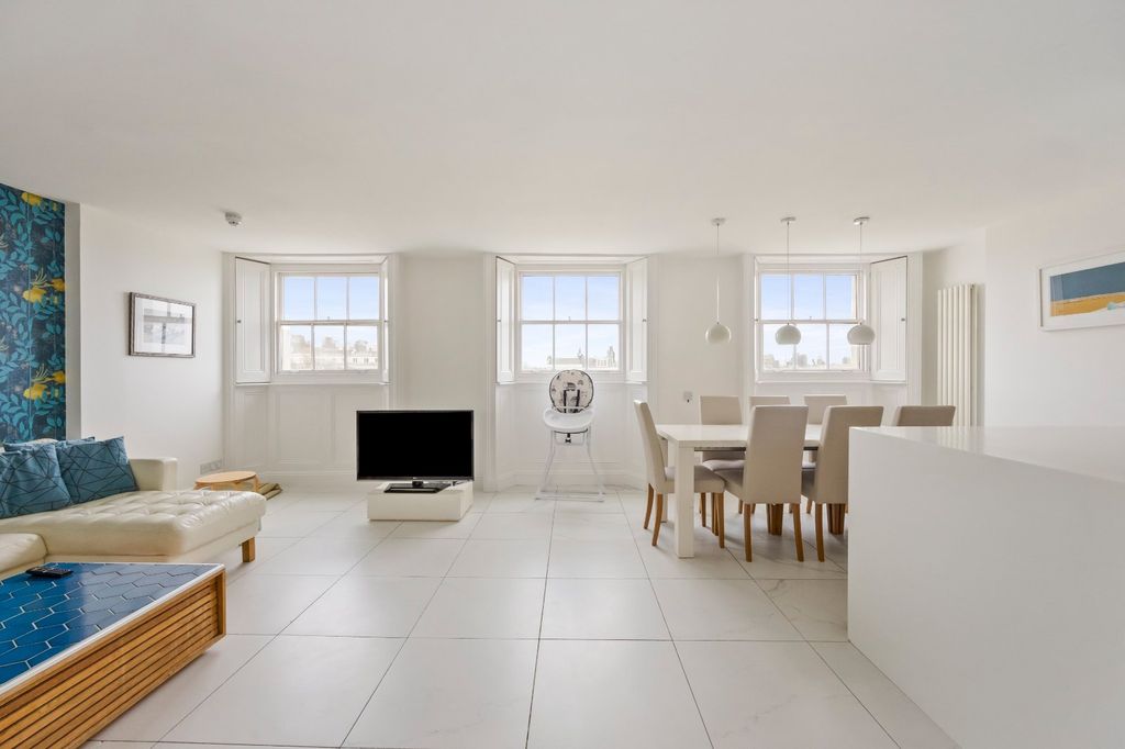 Additional image 41 of 3 bed flat for saleSussex Square, Brighton, East Sussex BN2