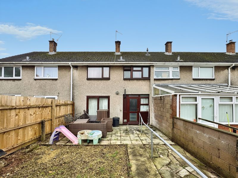 Property photo 3 of 5 Photo 4