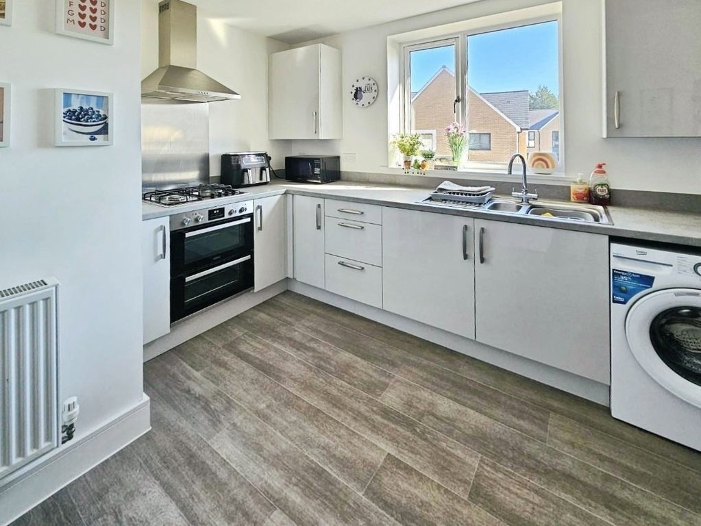 Property photo 2 of 22 Pbox-Img.Jpg