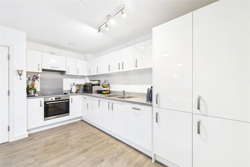 Property photo 3 of 9 Picture No. 09