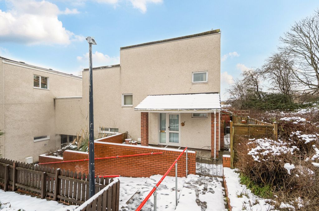 Property photo 1 of 22 1395971-1-696122B...