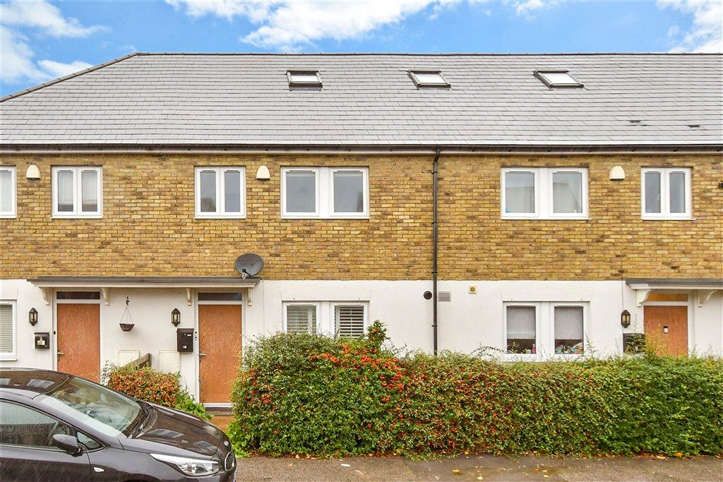 Property photo 1 of 15 External (Brochure)