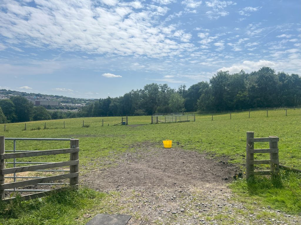 Property photo 2 of 5