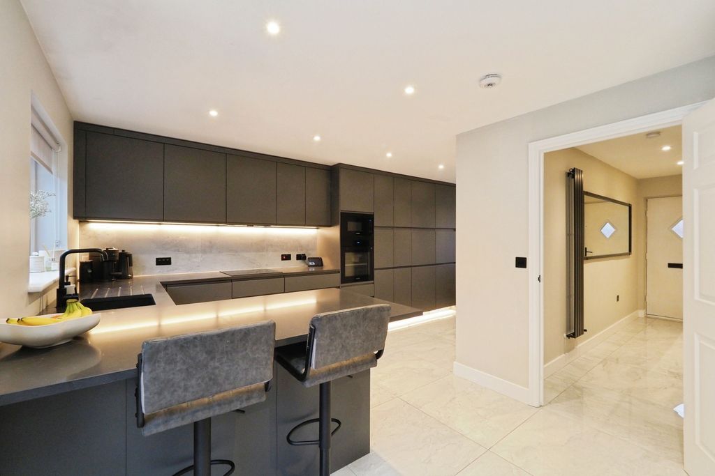 Property photo 3 of 20 79A7167A1d06Cbec6d90A4Bb3497c1ce07E8d4dc.Jpeg