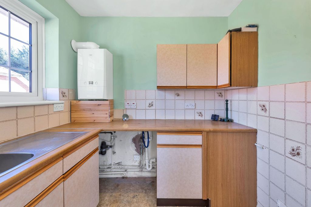 Property photo 3 of 8