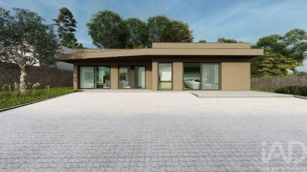 Property photo 1 of 28