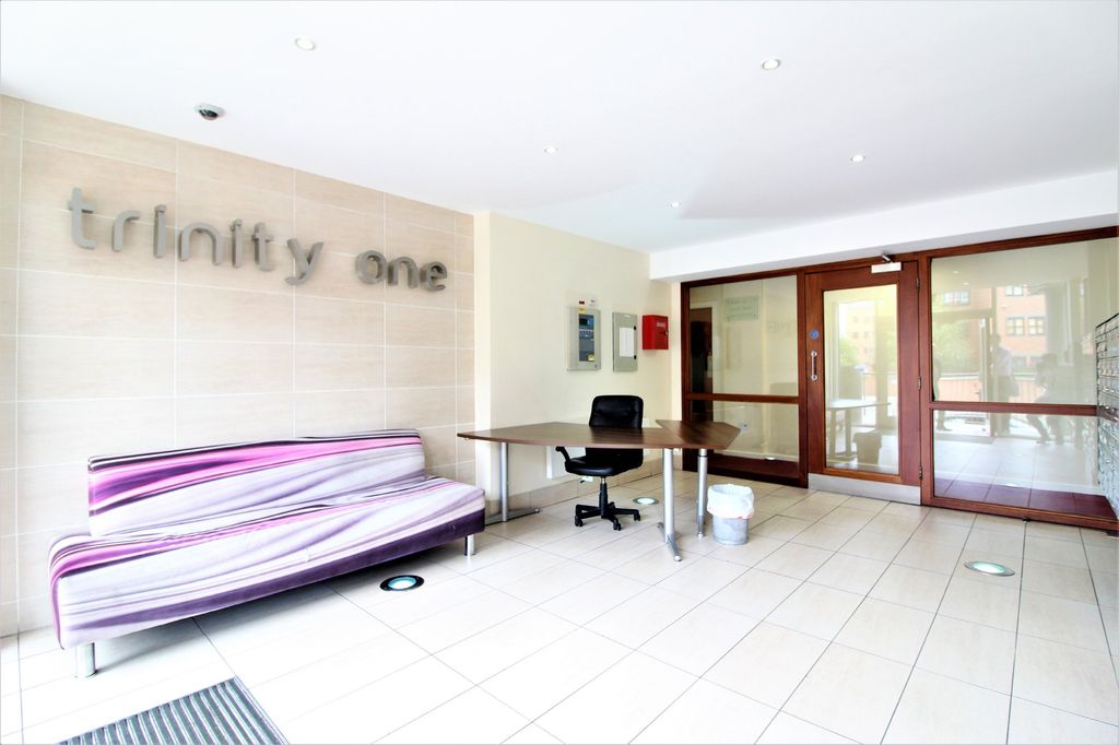 Property photo 3 of 10 Photo 14