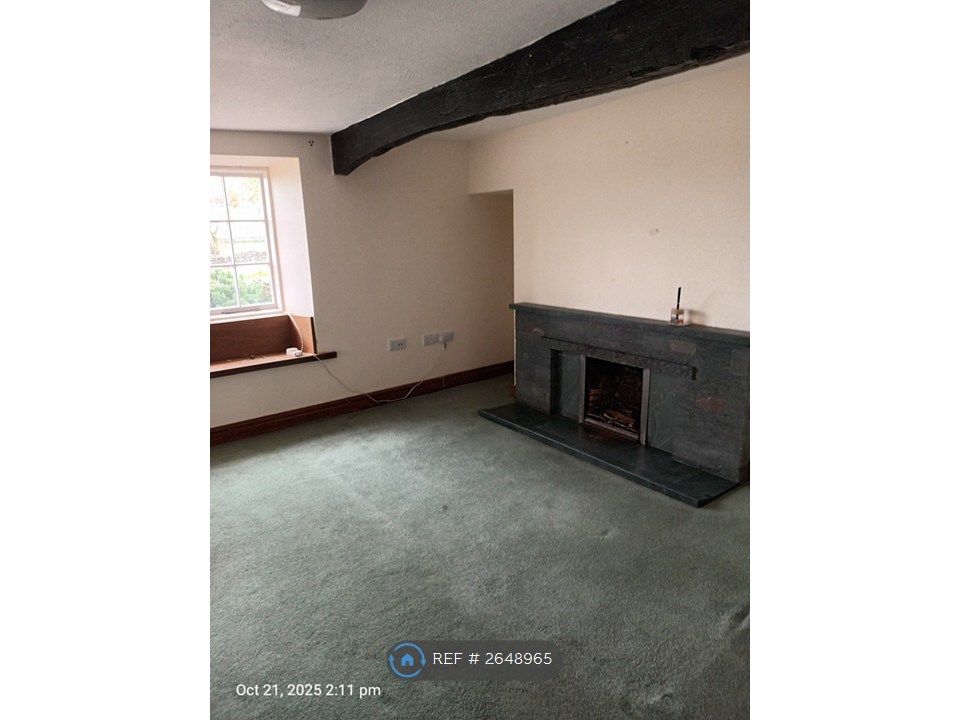 Property photo 2 of 23 Lounge 1