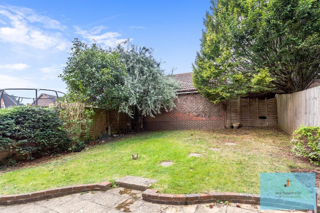 Property photo 3 of 13