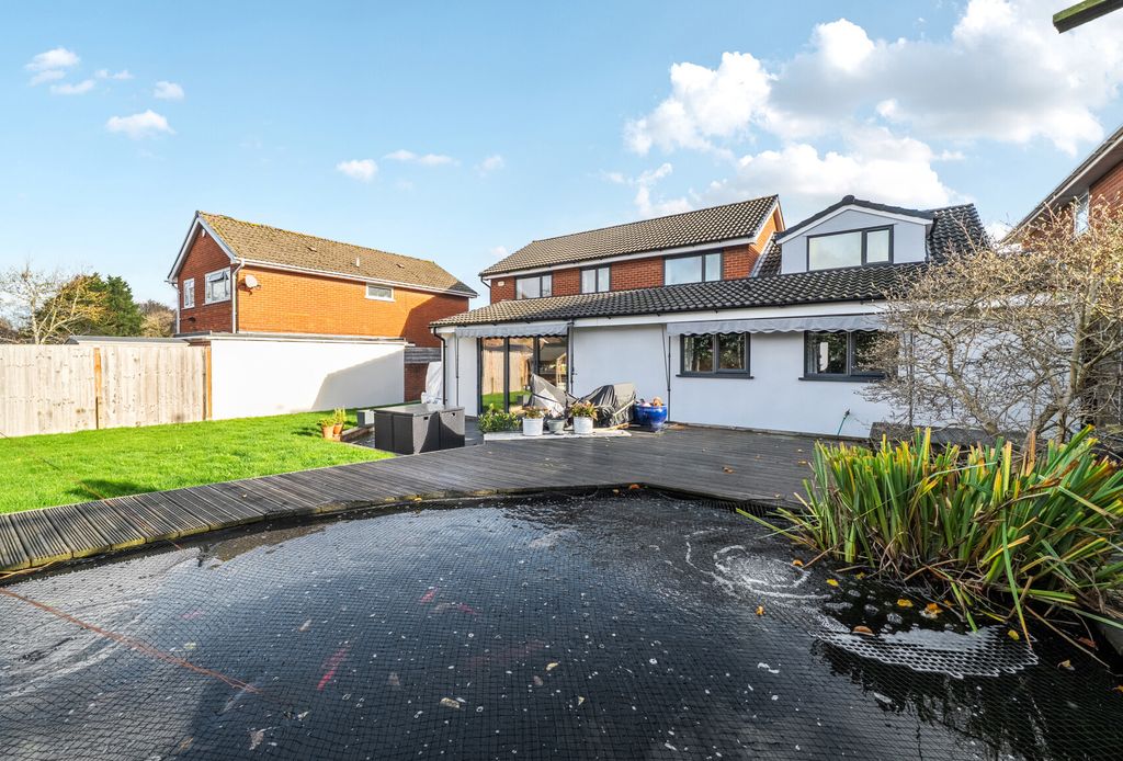 Property photo 2 of 20 1380894-2-6915c09...