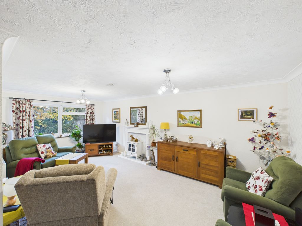 Property photo 2 of 6 Gallery