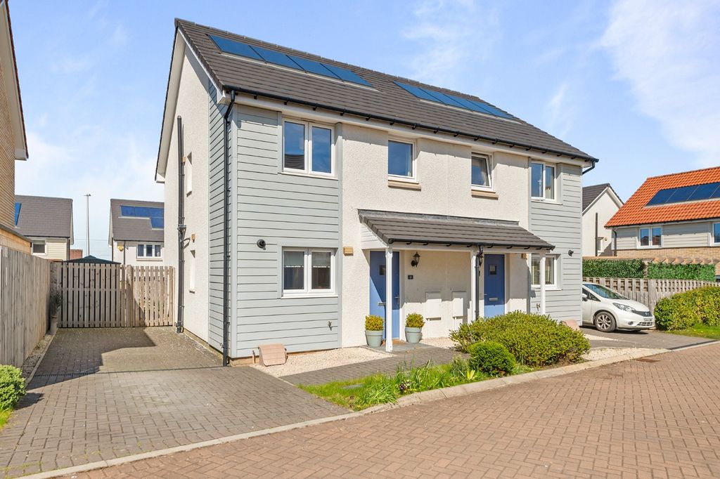 Property photo 1 of 20 5112702