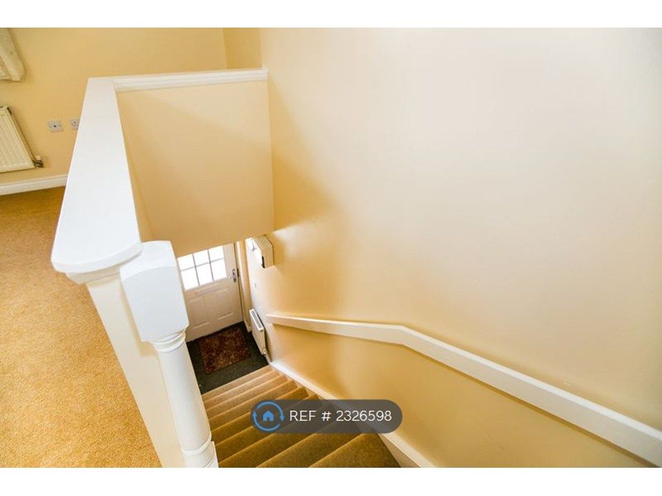 Property photo 3 of 9 Entrance Stairs