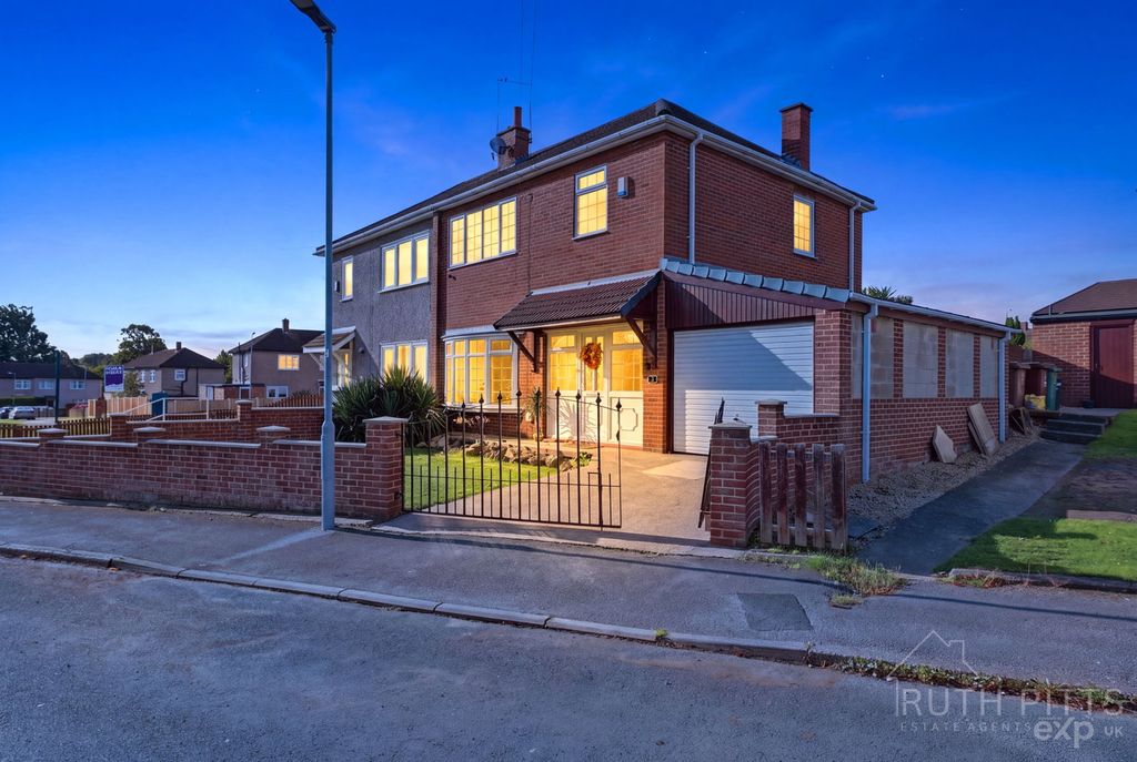 Property photo 1 of 30