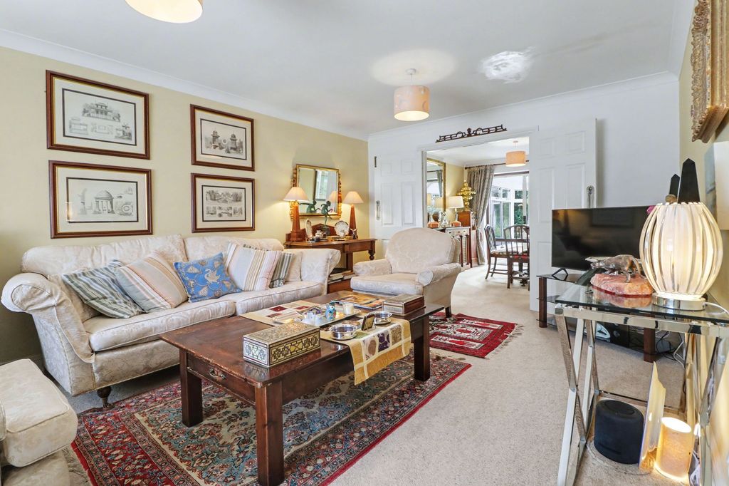 Property photo 2 of 15