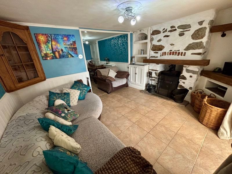 Property photo 3 of 19 Photo 5