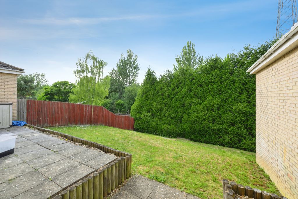 Additional image 16 of 5 bed detached house for salePonsonby Drive, Peterborough PE2