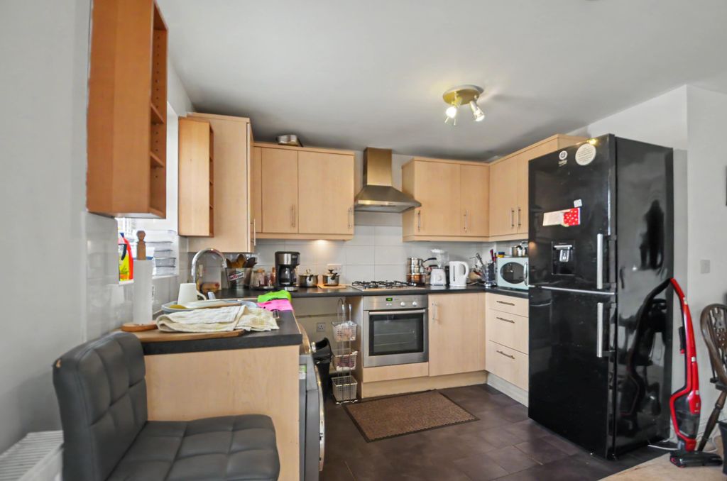 Property photo 3 of 15 {"Order_Id": "639170723455778148", "Image_Id": "497Bc6Ac-F9d9-496E-Bb32-5Df908E08474"}