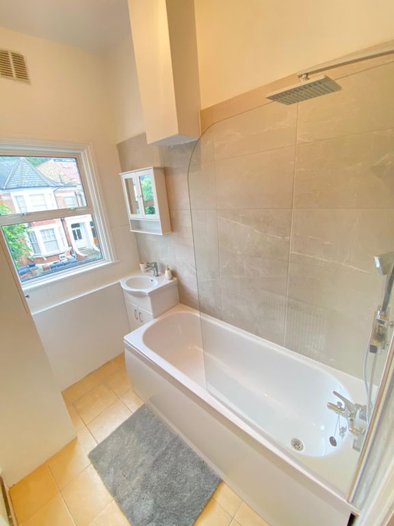 Property photo 3 of 10 Gallery