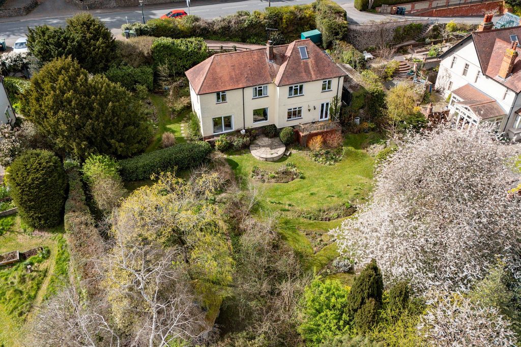 Property photo 1 of 23