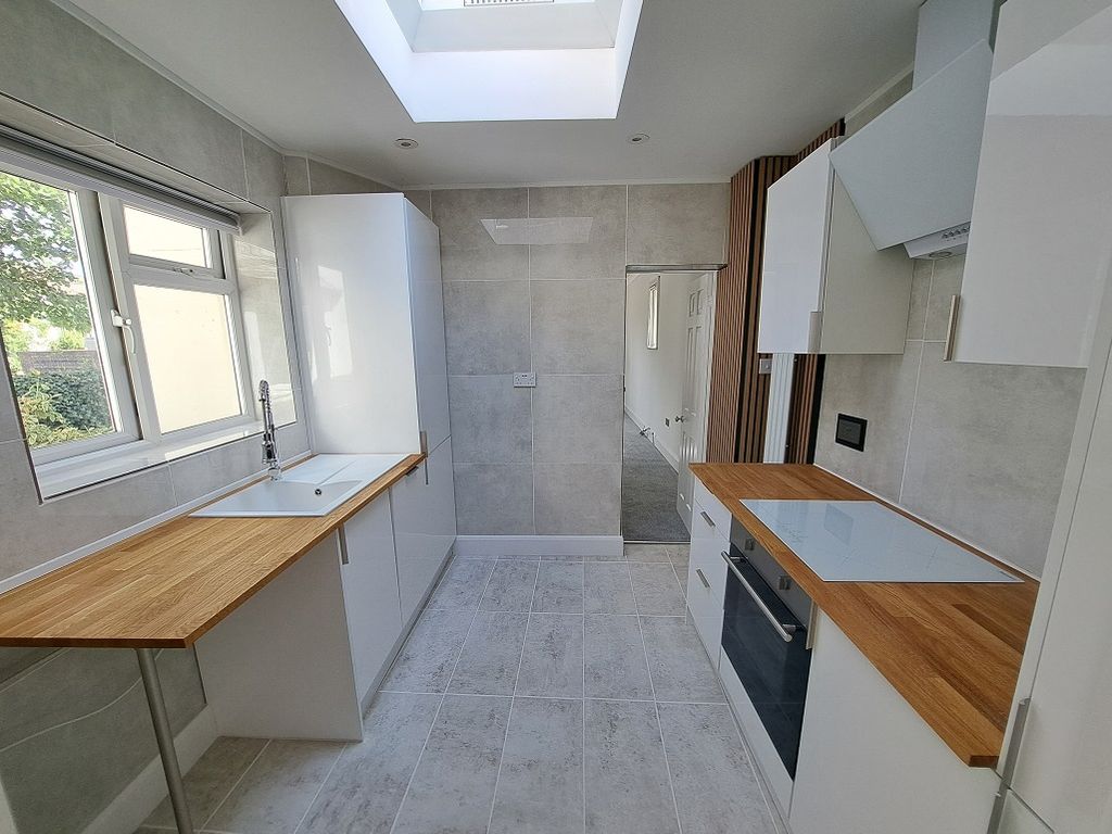 Property photo 3 of 20 Brand New Kitchen
