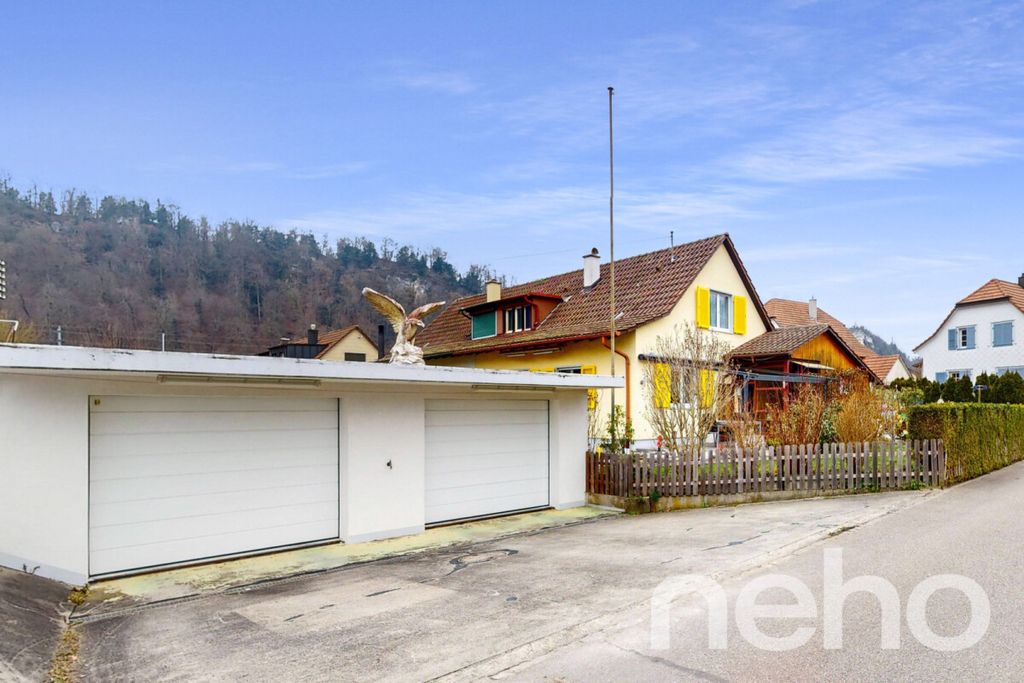 Property photo 1 of 13