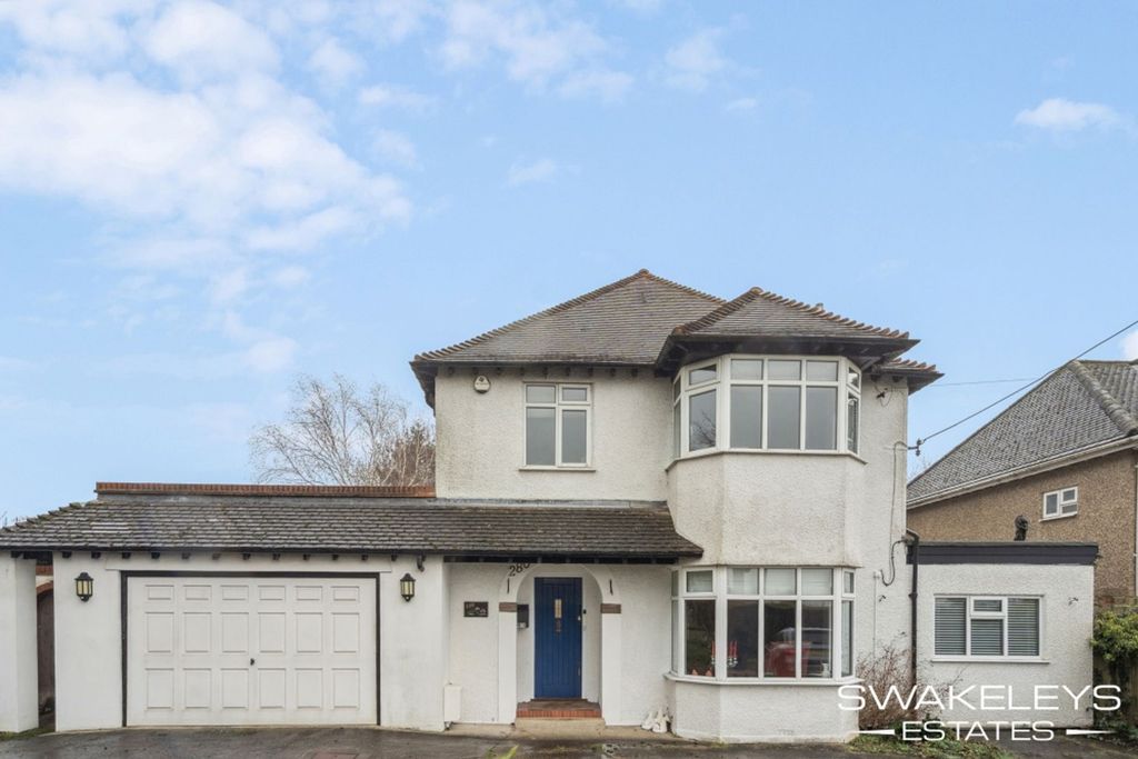 Property photo 1 of 40