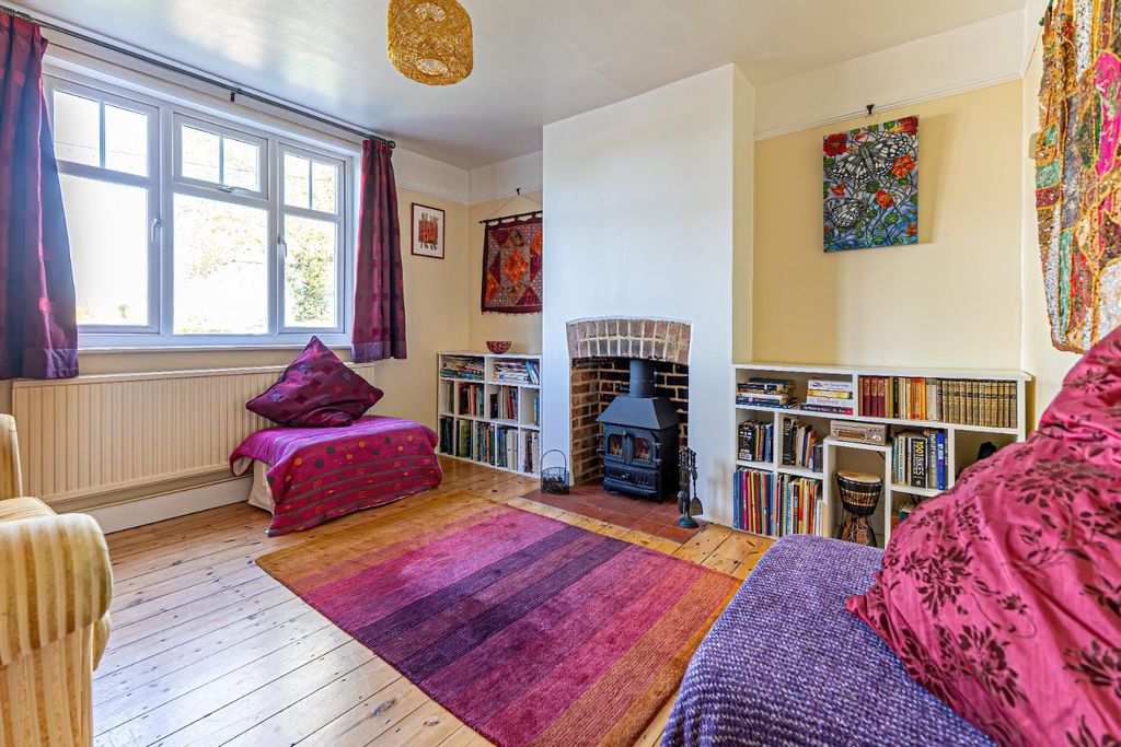 Property photo 3 of 39