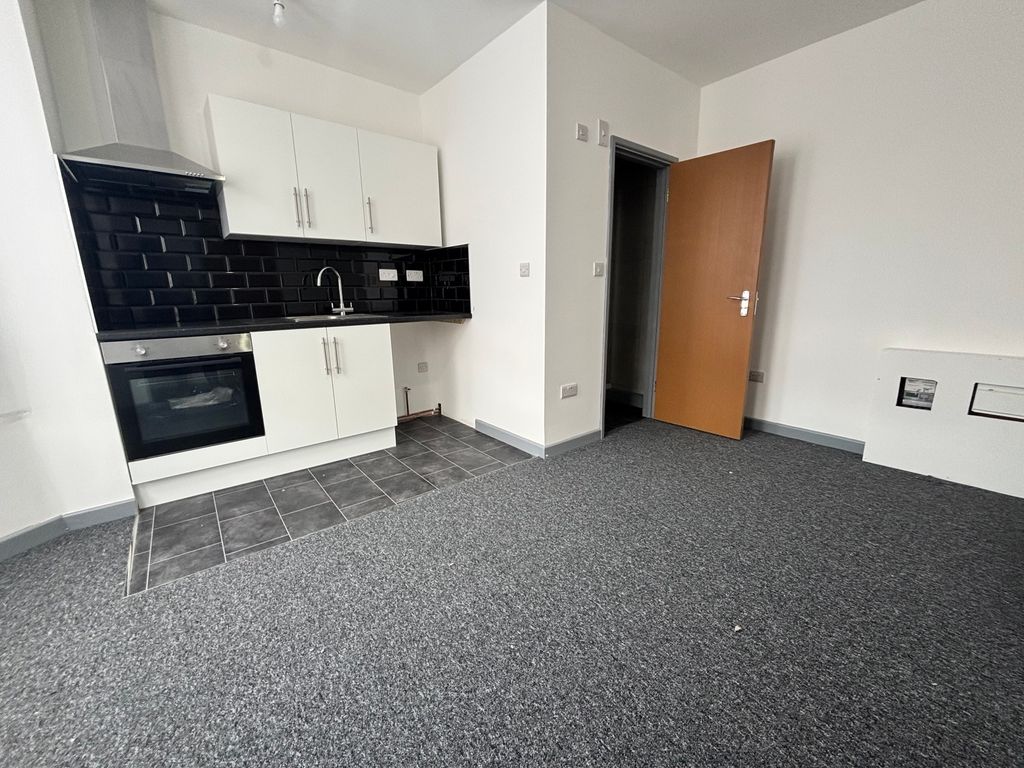 Property photo 1 of 3 Img_4907