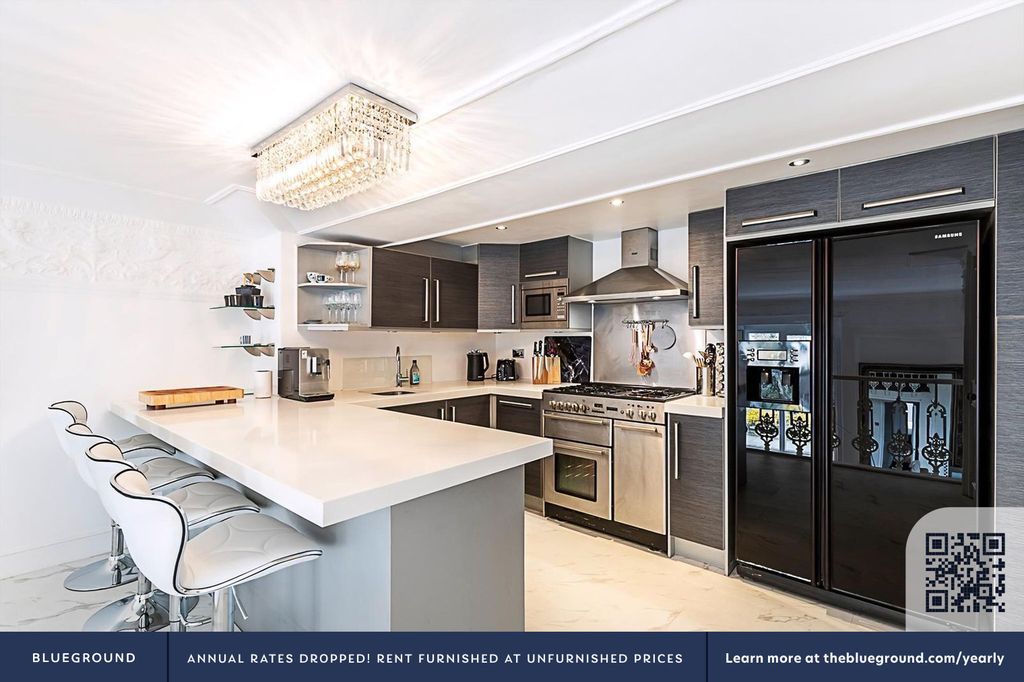 Property photo 3 of 32 Fully Equipped Kitchen