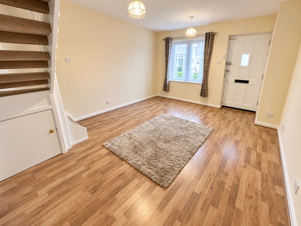 Property photo 2 of 9 4759772