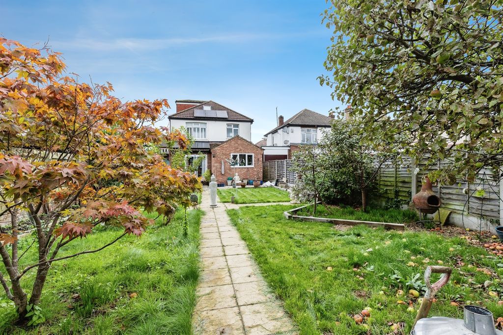 Property photo 1 of 20