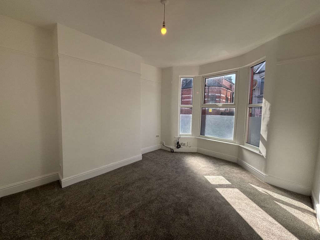 Property photo 2 of 10 Image