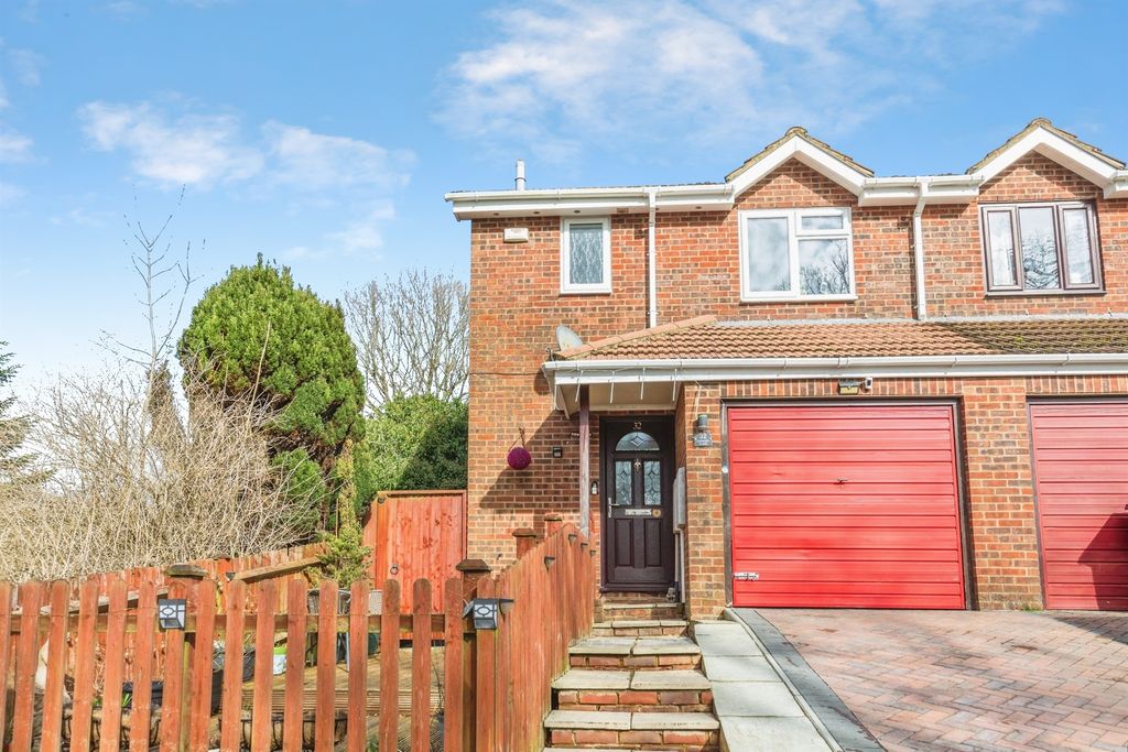 Property photo 1 of 16