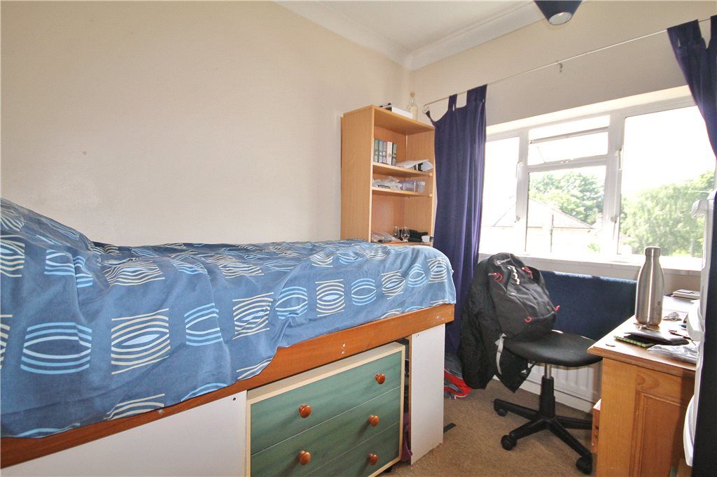 Property photo 3 of 5 Bedroom