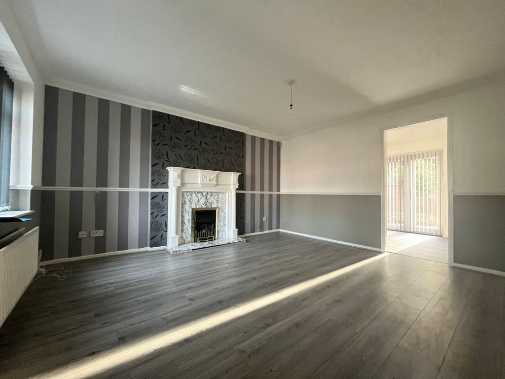 Property photo 2 of 13 Picture No. 20