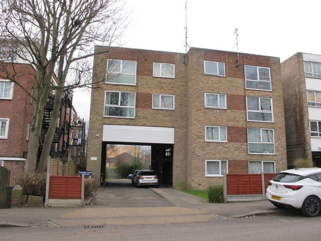 Property photo 1 of 4