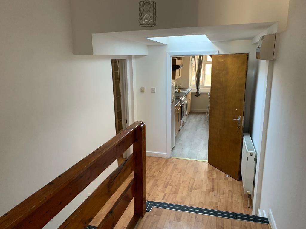 Property photo 3 of 11 Photo 10