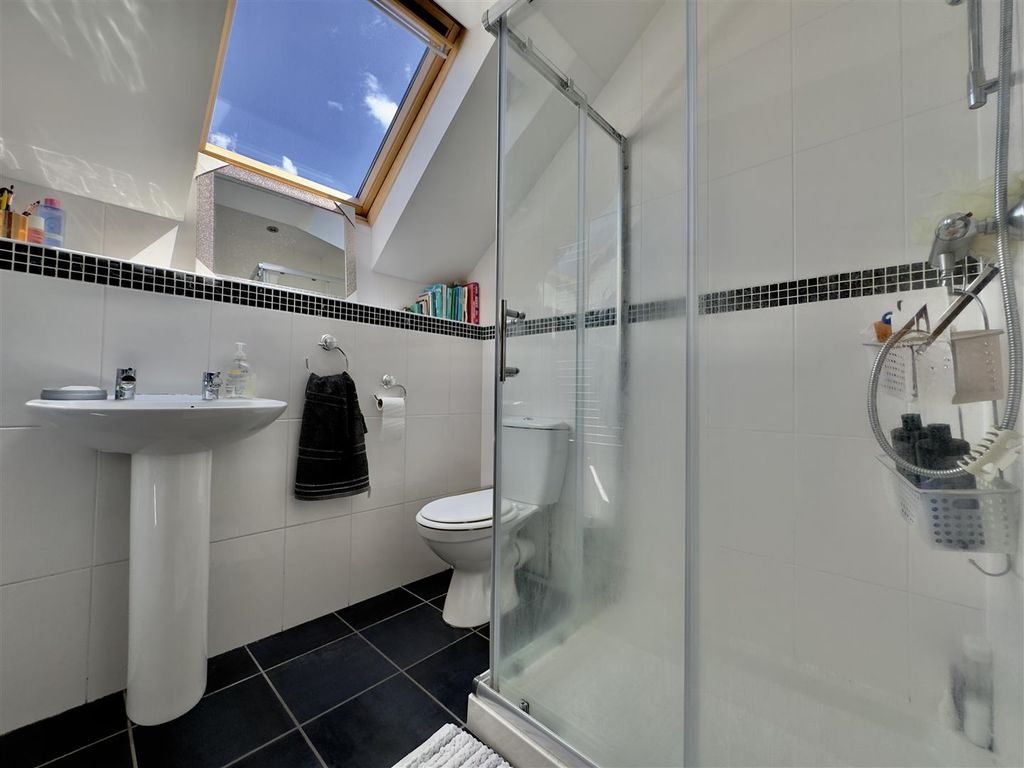Additional image 19 of 4 bed end terrace house for saleLiskey Hill Crescent, Perranporth TR6