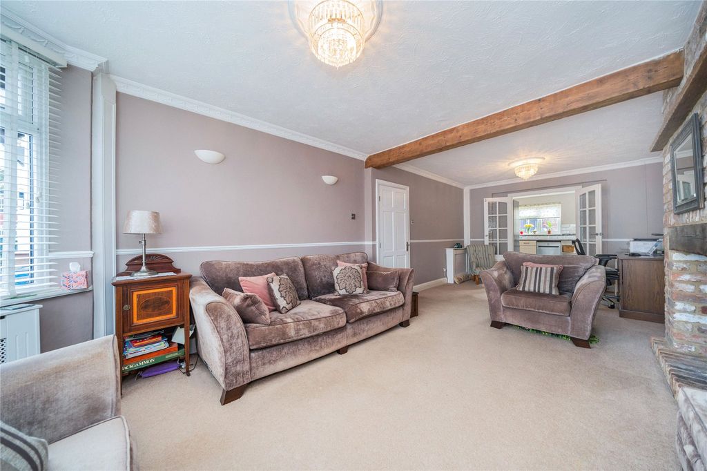 Property photo 3 of 24 Picture No. 06