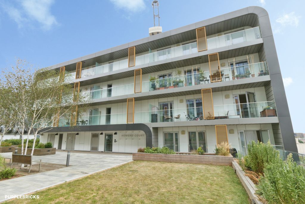 Property photo 1 of 35