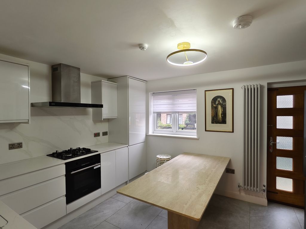Property photo 1 of 37